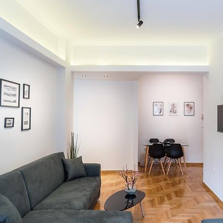 Modern Design Apartment Near Acropolis アテネ エクステリア 写真